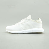 ADIDAS SWIFT RUN X