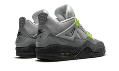 4 Retro SE "Neon" CT5342 007