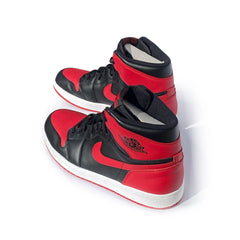 Nike Air Jordan 1 Retro Banned BRED 2016 Size 13