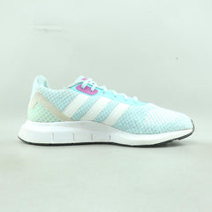 ADIDAS SWIFT RUN RF