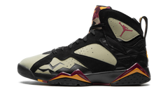 7 SE "Black Olive" DN9782 001