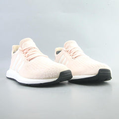 ADIDAS SWIFT RUN