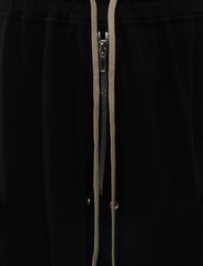 CARGOBELA SHORTS