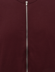 ZIP UP T-SHIRT