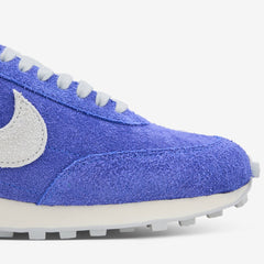 Daybreak SP Hyper Royal | Photon Dust | Sail | Pale Ivory