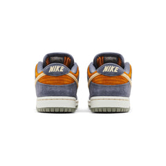 Dunk Low 'Light Carbon Monarch' (2024)