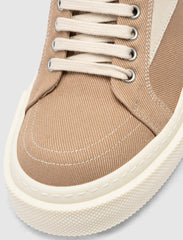 VINTAGE SNEAKERS