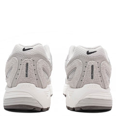 Women's Air Pegasus 2005 - Phantom/Metallic Silver/Light Bone/Black