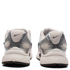 Women's V5 Runner - Sail/Light Orewood Brown/Fauna Brown/Phantom