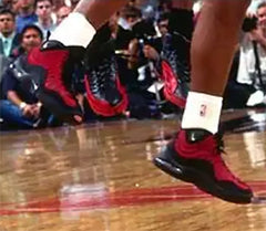 Nike Air Bakin OG 1997 Tim Hardaway PE Signed Size 12.5
