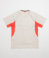 Nike ACG Wildsee T-Shirt - Light Orewood Brown / Light Crimson / Summit White
