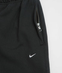 Nike Solo Swoosh Cuffed Sweatpants - Black / Black / White