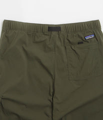 Patagonia Outdoor Everyday Pants - Pine Needle Green
