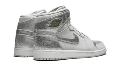 1 Retro Hi Silver "25th Anniversary" 396009 001
