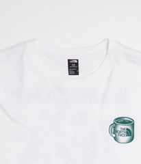 The North Face Basecamp Barista Relaxed T-Shirt - TNF White / Pacific Teal