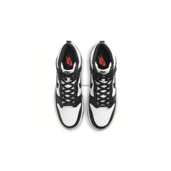 Dunk High 'White Black / Panda' (2022)