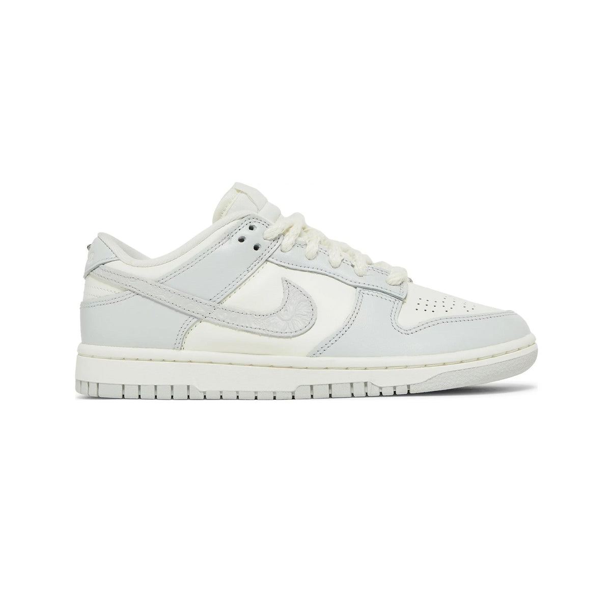 Dunk Low 'Needlework Sail Aura' Women's (2023)