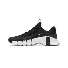 Free Metcon 5 'Black White' (2023)