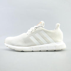 ADIDAS  SWIFT RUN X