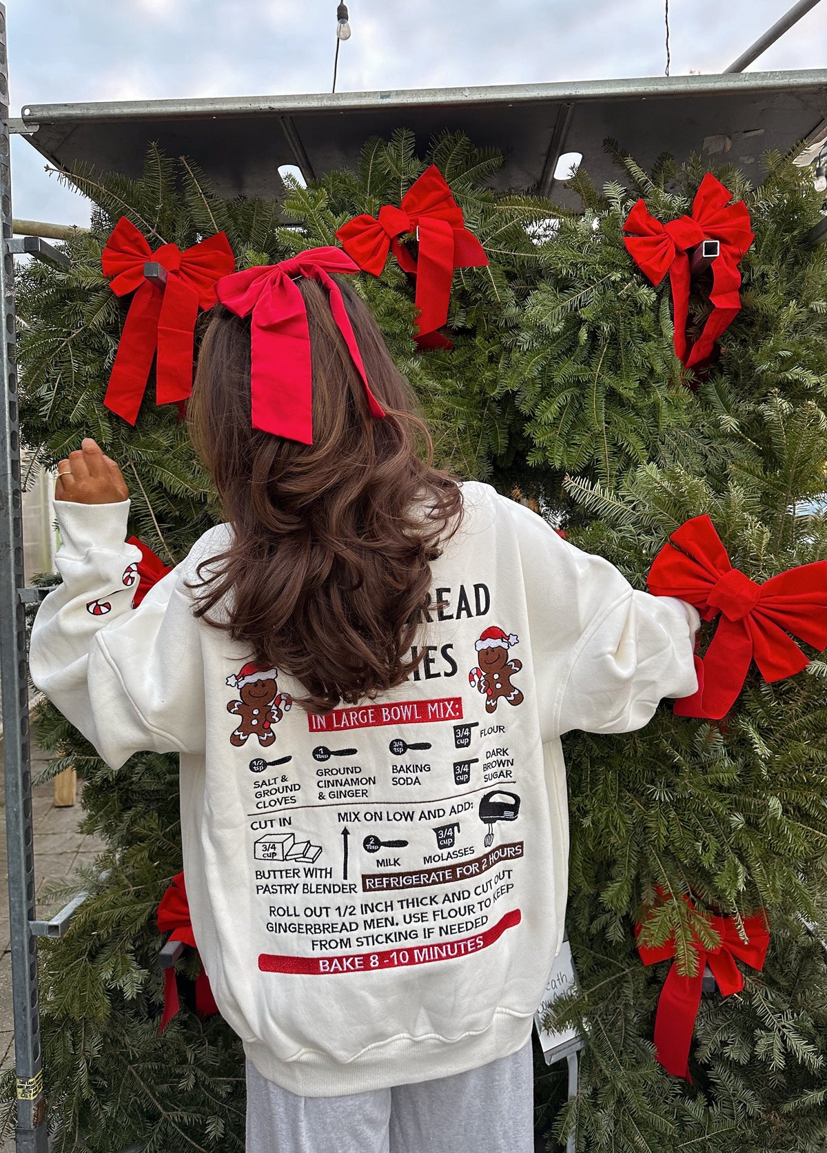 Gingerbread Recipe Embroidered Crewneck Cream