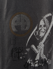 CARRYING THE MESSAGE SWEATSHORT