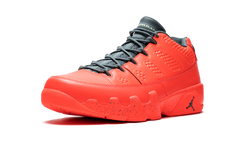 9 Retro Low "Bright Mango"