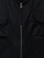 DARTED KALF VEST