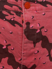 PINK CAMO SHORTS