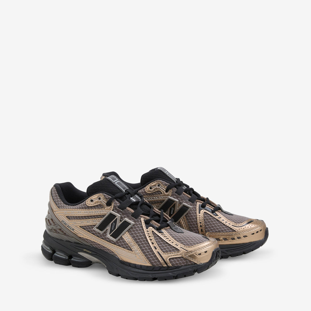 1906R Mushroom | Black | Black Metallic