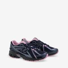 1906R Eclipse | Pink Taffy | Black Cement