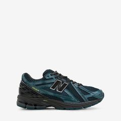U190646S Medusa Green | Black