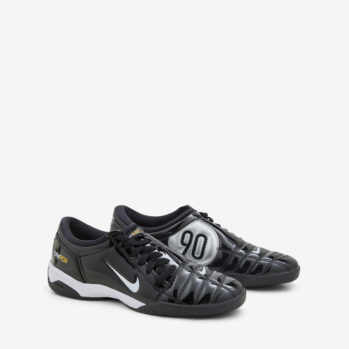 Total 90 SP Black | White | Metallic Silver