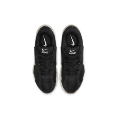 Nike V5 RNR 'Black Gum'