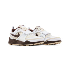 Zoom Field Jaxx Travis Scott 'Light Chocolate' (2025)