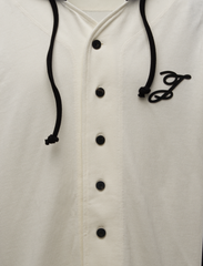 LE T-SHIRT LETRO