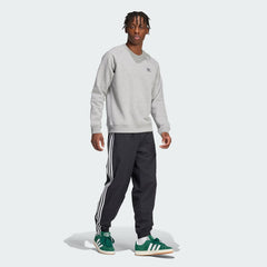 Men's adidas Trefoil Essentials Crew Sweatshirt