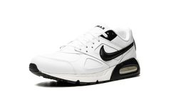 Air Max IVO 580518 106