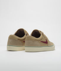 Nike SB Chron 2 Shoes - Parachute Beige / Dark Team Red