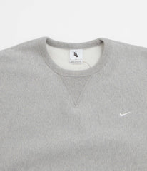 Nike Solo Swoosh Crewneck Sweatshirt - Dark Grey Heather / White / White