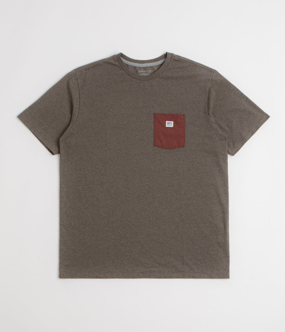 Patagonia Shop Sticker Pocket Responsibili-Tee T-Shirt - Marlow Brown