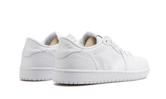 1 Retro Low NS "Triple White" 872782 100